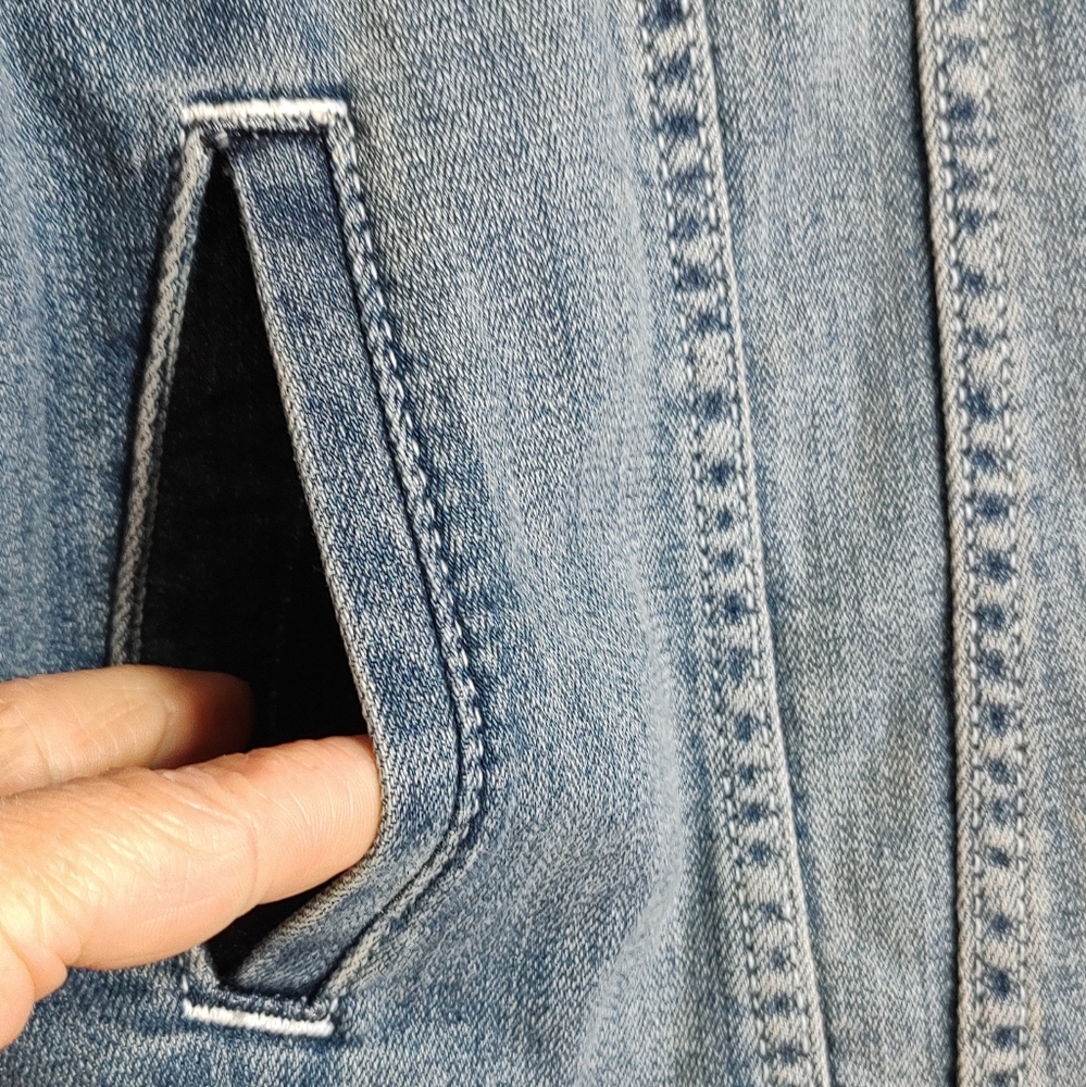 Torrid Barbie Women's Blue Button Down Denim Jacket - Picture 4 of 11